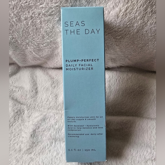 Sun + Moon Other - Sun + Moon Seas The Day Facial Moisturizer